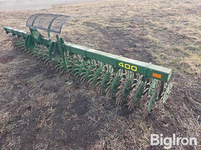 John Deere 400 3-pt Rotary Hoe