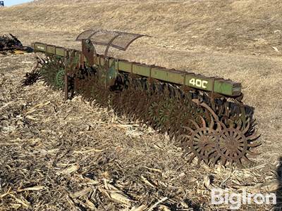 John Deere 400 Rotary Hoe