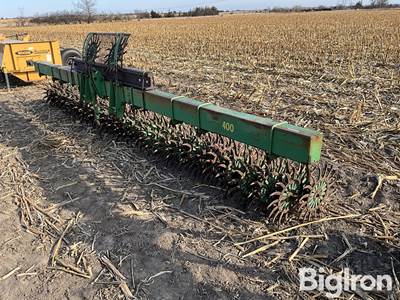 John Deere 400 18’ Rotary Hoe