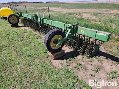 John Deere 400 3-Pt Rotary Hoe