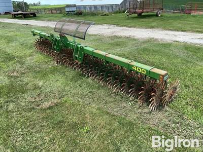 John Deere 400 Rotary Hoe