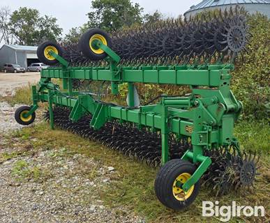 John Deere 400 Rotary Hoe