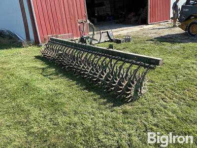 John Deere 415 15' Rotary Hoe