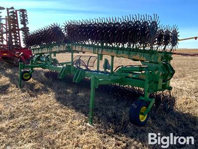 2022 John Deere 60’ Rotary Hoe