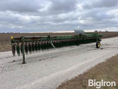 John Deere E0400 30’ Rotary Hoe