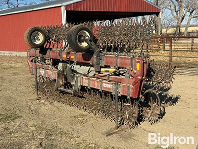 M&W 1925MT 3-Pt Rotary Hoe