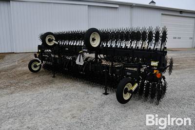 Yetter 3541 Rotary Hoe