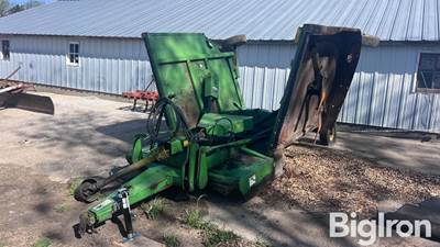 John Deere 1508 15’ Batwing Shredder