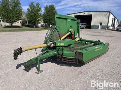 John Deere 1518 Mower/Shredder