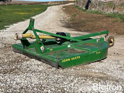 John Deere 717 7' Rotary Mower