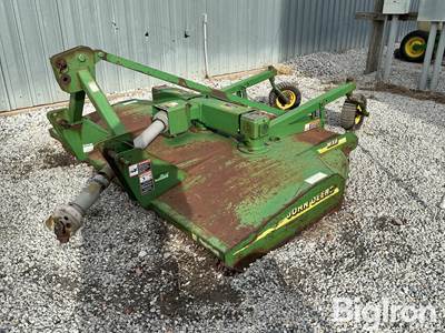 John Deere MX8 3-pt shredder