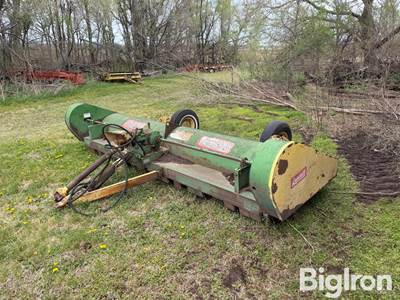 Lundell 230 Flail mower