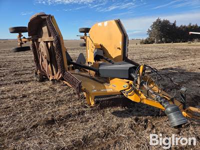 Woods BW18000 Batwing Schredder