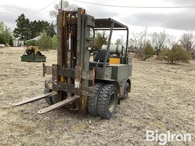 Allis-Chalmers ACP-60B Forklift