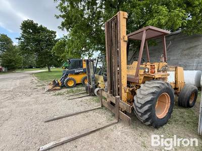 Case 585D Construction King Rough Terrain Forklift