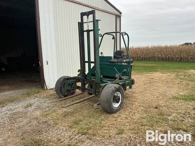 Grasshopper Truck Carried 4,000lb Forklift