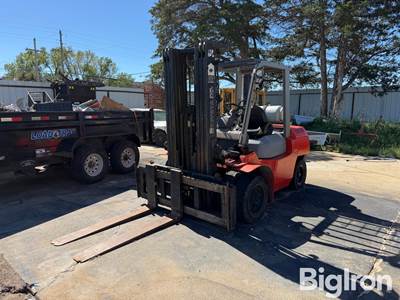 Toyota 7FGU35 Rough Terrain Forklift