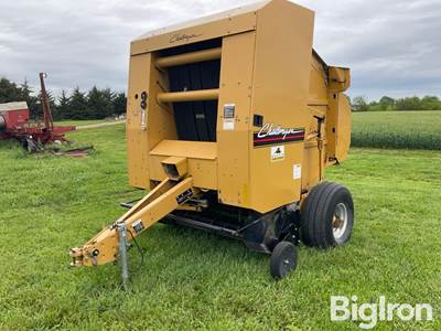 AGCO Challenger RB46 4'x6' Round Baler