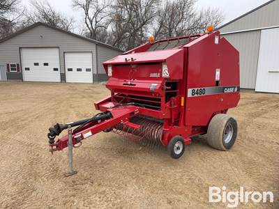 Case IH 8480 Round Baler