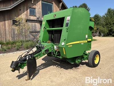 2015 John Deere 449 Round Baler