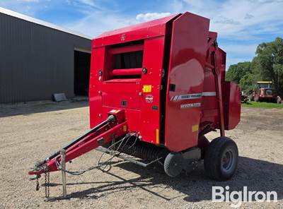 2011 Massey Ferguson Hesston 2846A Round Baler
