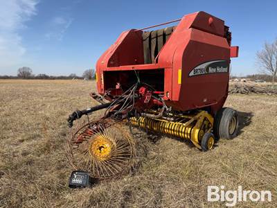 2004 New Holland BR780 Large Round Baler