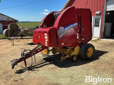 2021 New Holland Roll-Belt 450 Round Baler