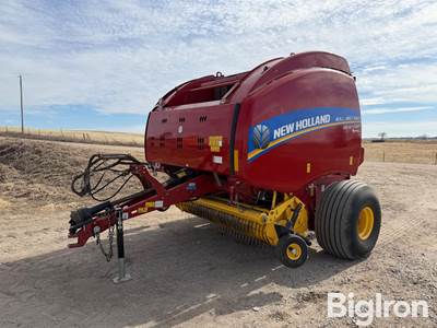2019 New Holland Roll-Belt 560 Specialty Crop Round Baler