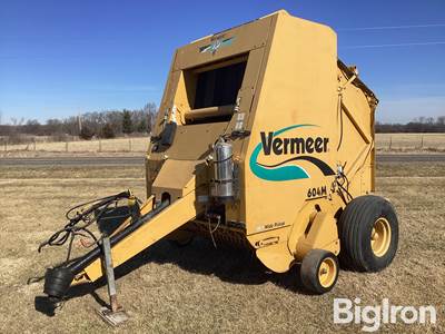 2006 Vermeer 604M Round Baler