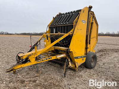 Vermeer 605 Super C Round Baler