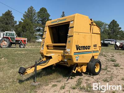 Vermeer 605K Round Baler