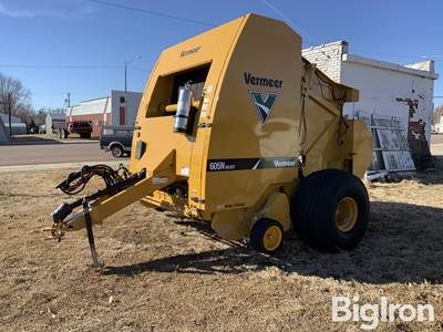 2022 Vermeer 605N Round Baler