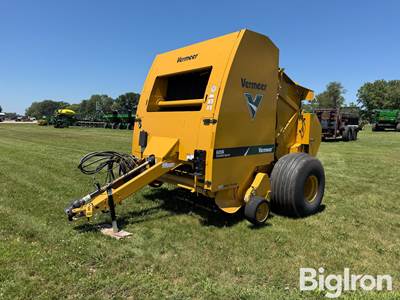 2023 Vermeer 605N Round Baler