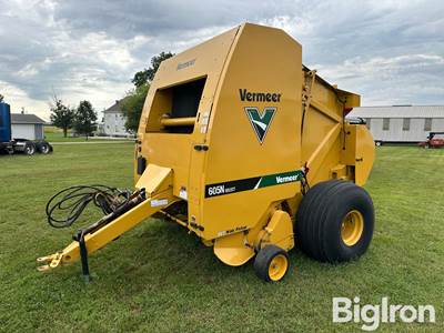 Vermeer 605N Round Baler