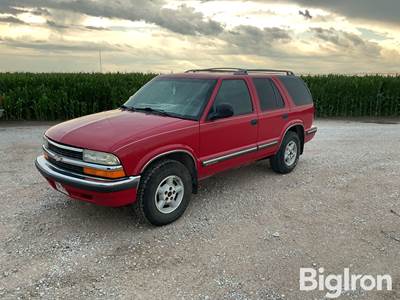 1998 Chevrolet Blazer LS 4x4 SUV