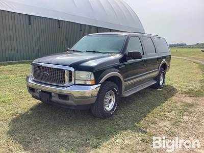 2002 Ford Excursion Limited SUV