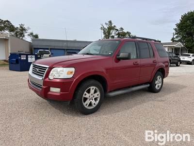 2010 Ford Explorer XLT 4X4 SUV