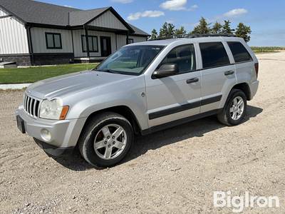 2005 Jeep Grand Cherokee Laredo 4x4 SUV