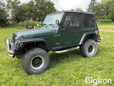 1999 Jeep Wrangler TJ 4x4 SUV