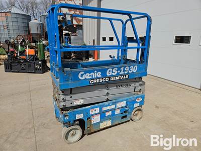 2016 Genie GS-1930 Self Propelled Scissor Lift
