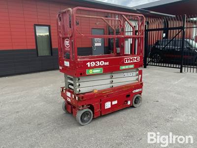 2017 MEC 1930SE Micro Slim Self-Propelled Scissor Lift
