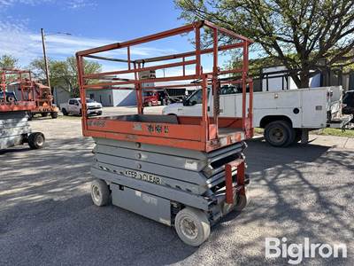 SkyJack 4626 Scissor Lift