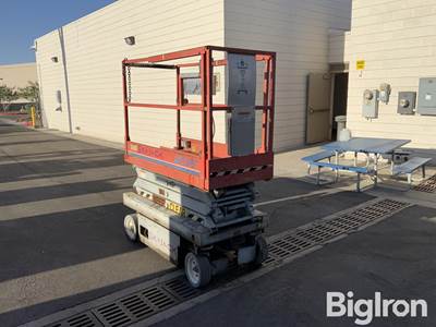 1996 Skyjack SJM 3219 Scissor Lift