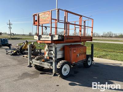 2016 Snorkel S2770RT 4x4 rough terrain scissor lift