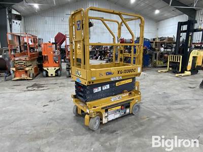 2021 XCMG XG1330DC Electric Self-Propelled Scissor Lift