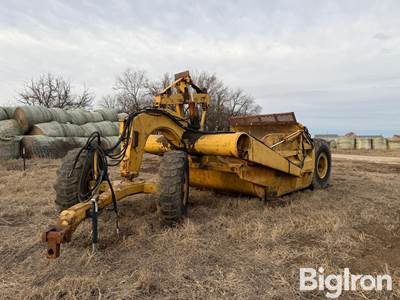 Caterpillar Pull-Type Scraper