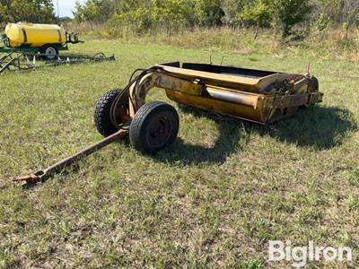 Eversman 2SD Hydraulic Pull-Type scraper