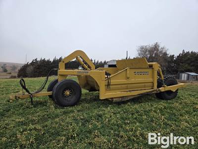 2022 Holcomb 1400N Forced Injection Pull-Type Scraper