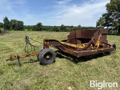 Midland M66 Pull Type Dirt Pan