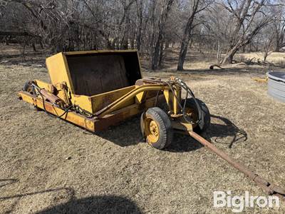 Soil Mover 20-RF Pull-Type Dirt Scraper